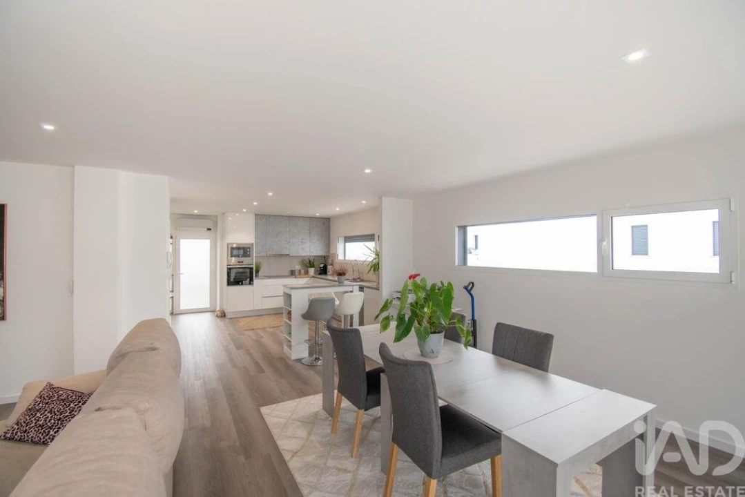 Moradia T3 para Venda em Marinha Grande Foto 11