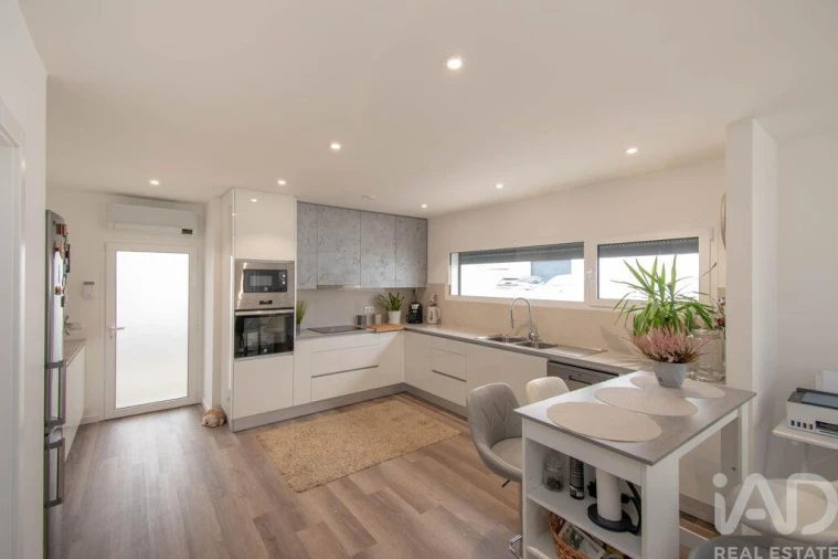 Moradia T3 para Venda em Marinha Grande Foto 5