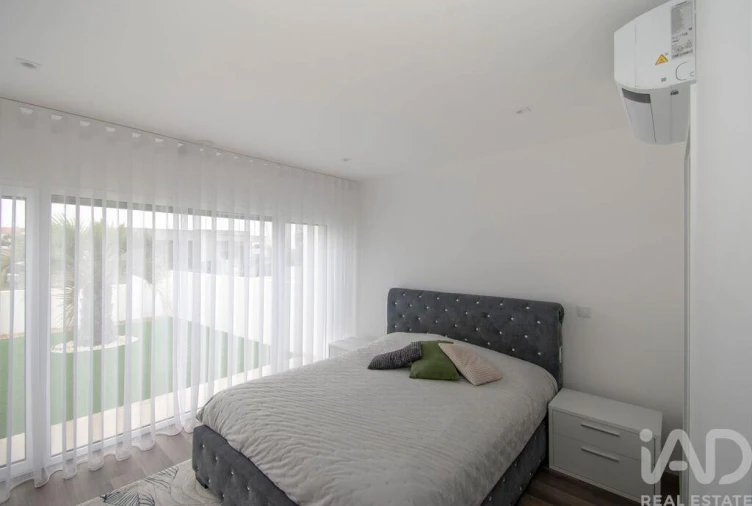 Moradia T3 para Venda em Marinha Grande Foto 17