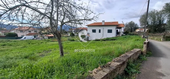 Terreno para Venda em Arcozelo