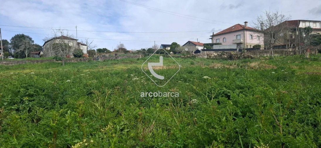 Terreno para Venda em Arcozelo Foto 2