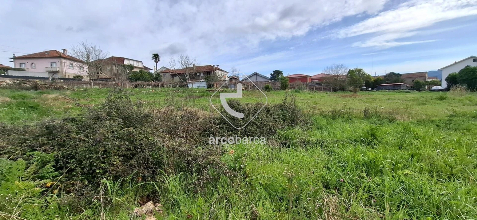 Terreno para Venda em Arcozelo Foto 4