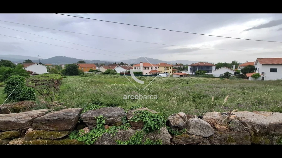 Terreno para Venda em Arcozelo