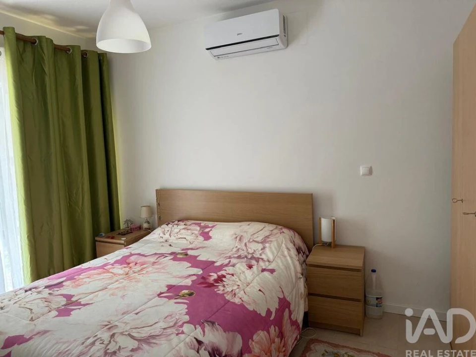 Apartamento T1 para Venda em Quinta do Anjo Foto 1