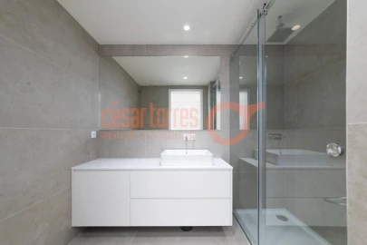 Apartamento T2 para Venda em Arcozelo