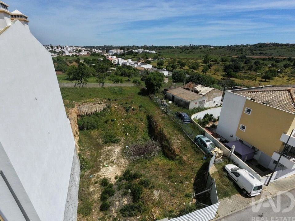 Terreno para Venda em Estômbar e Parchal Foto 3