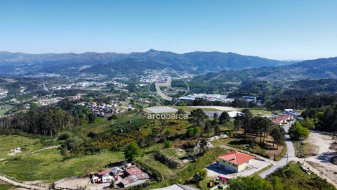 Terreno para Venda em Monte Redondo