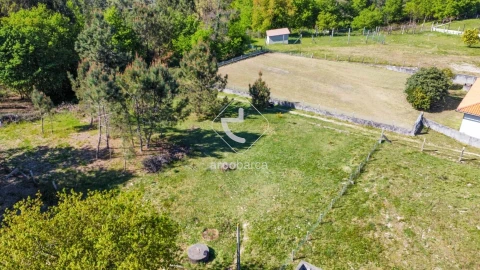 Terreno para Venda em Monte Redondo