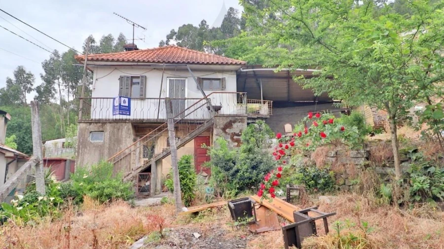 Moradia T4 para Venda em Escudeiros e Penso (Santo Estêvão e São Vicente)