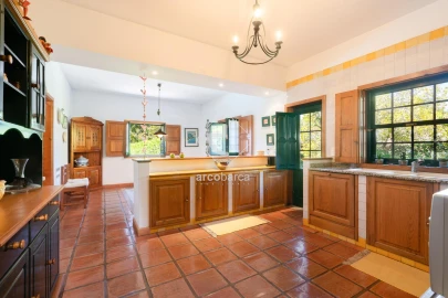 Moradia T4 para Venda em Couto