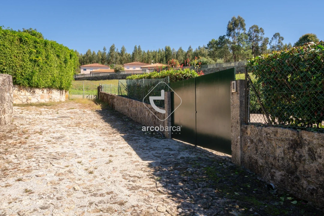 Moradia T4 para Venda em Couto Foto 27