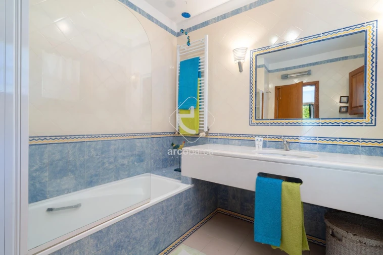 Moradia T4 para Venda em Couto Foto 15