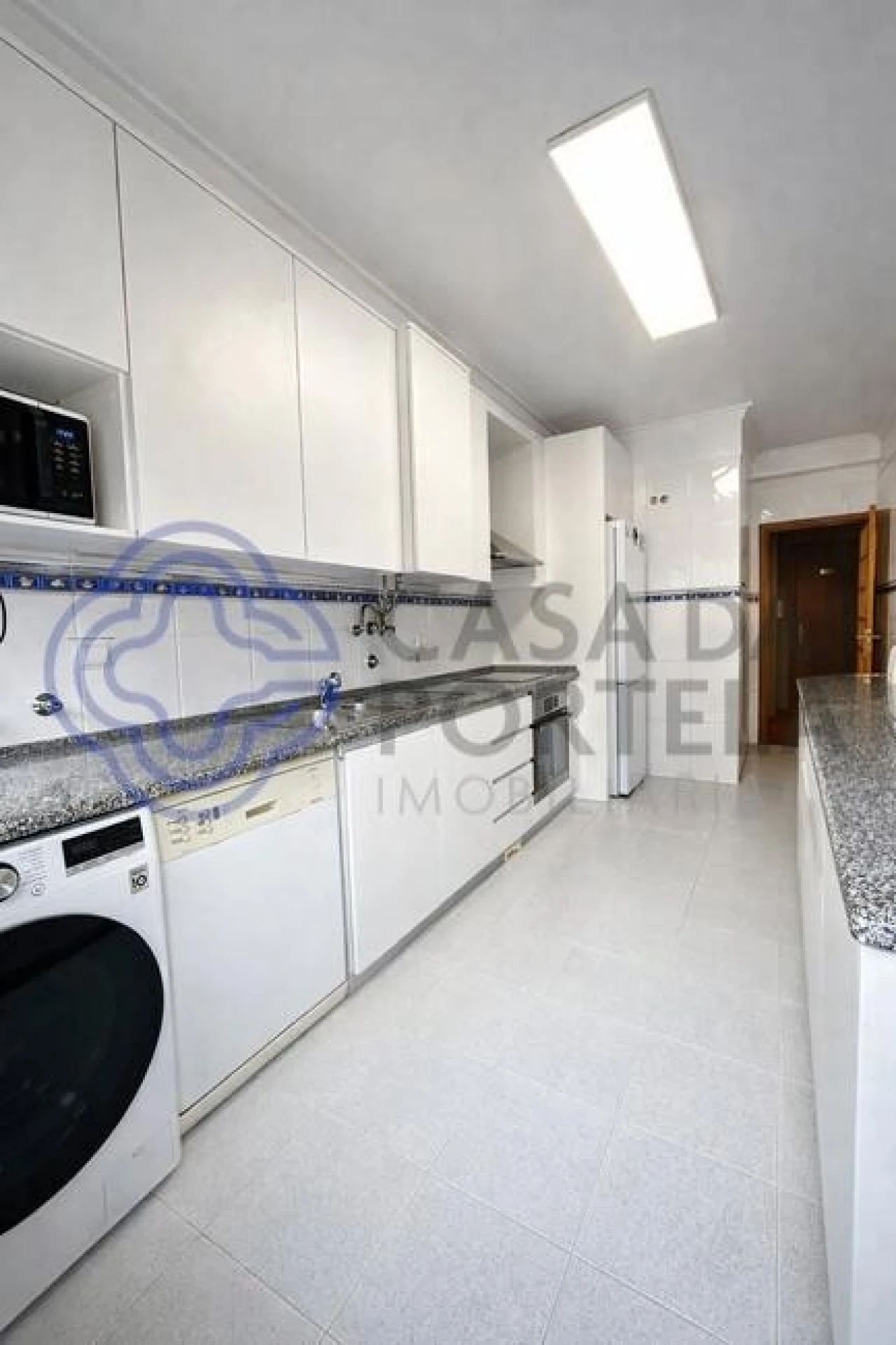 Apartamento T3 para Venda em Porto Salvo Foto 21