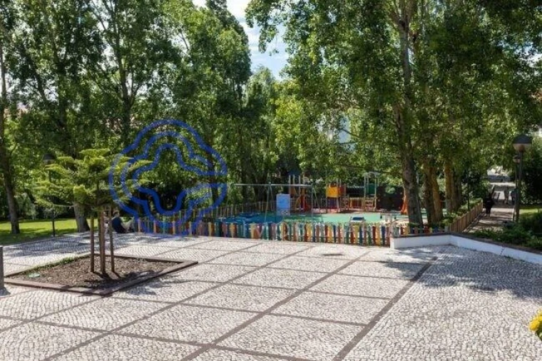 Apartamento T3 para Venda em Porto Salvo Foto 5