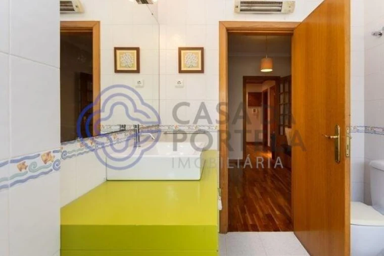 Apartamento T3 para Venda em Porto Salvo Foto 25