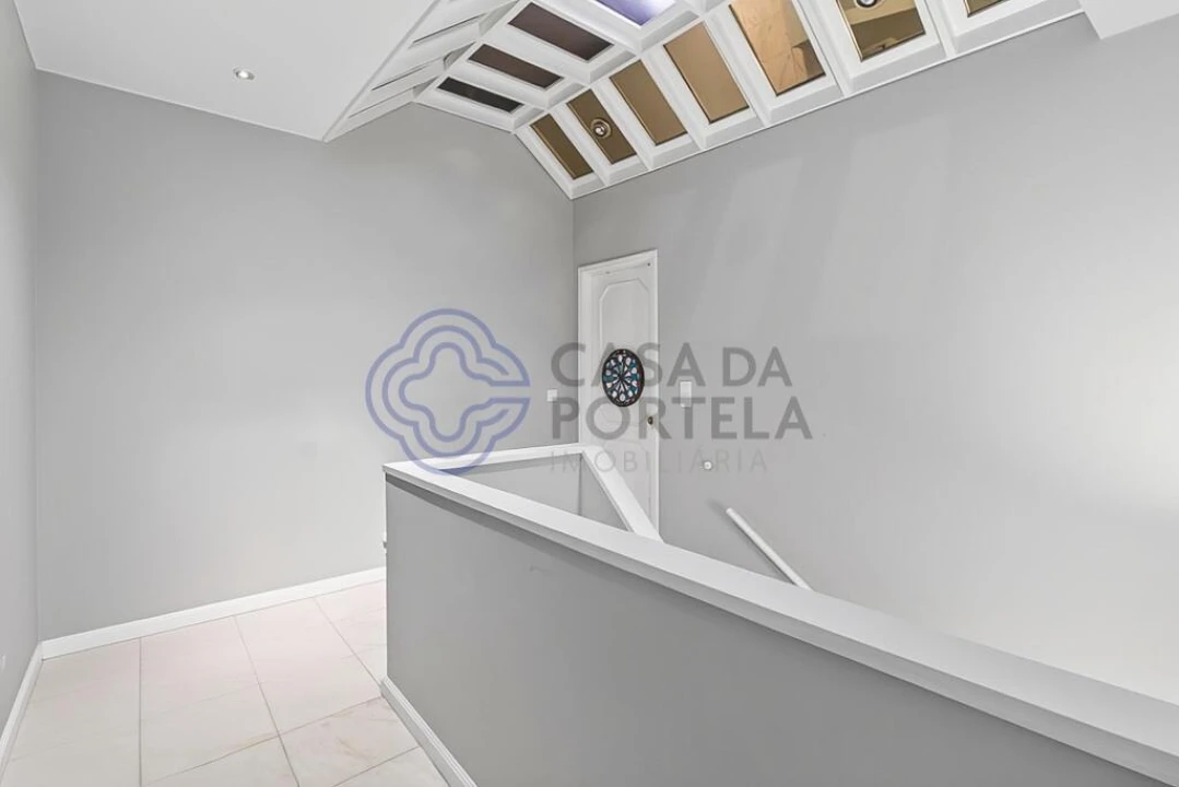 Apartamento T4 para Venda em Cedofeita, Santo Ildefonso, Sé, Miragaia, São Nicolau e Vitória Foto 13