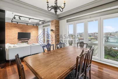 Apartamento T4 para Venda em Cedofeita, Santo Ildefonso, Sé, Miragaia, São Nicolau e Vitória