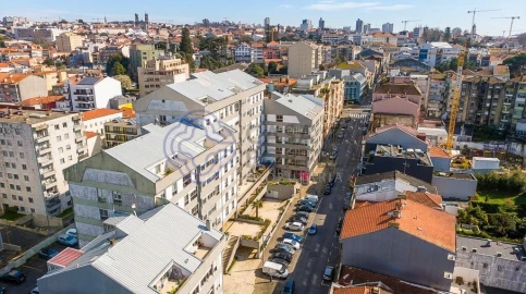 Apartamento T4 para Venda em Cedofeita, Santo Ildefonso, Sé, Miragaia, São Nicolau e Vitória