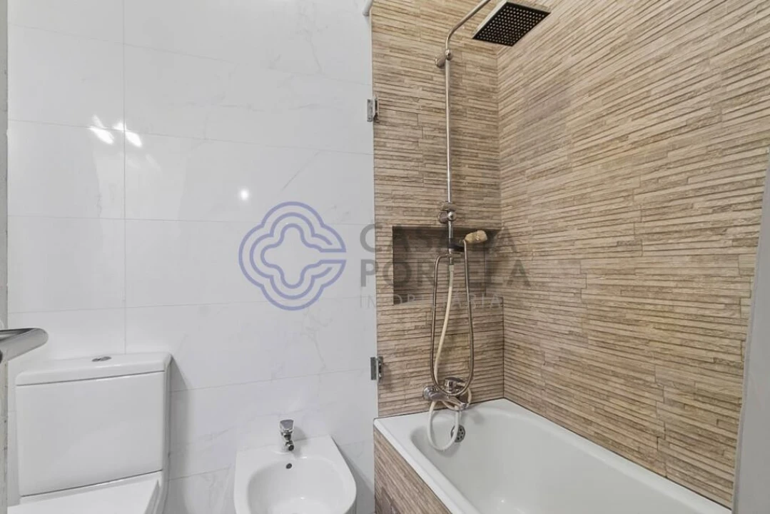 Apartamento T4 para Venda em Cedofeita, Santo Ildefonso, Sé, Miragaia, São Nicolau e Vitória Foto 11