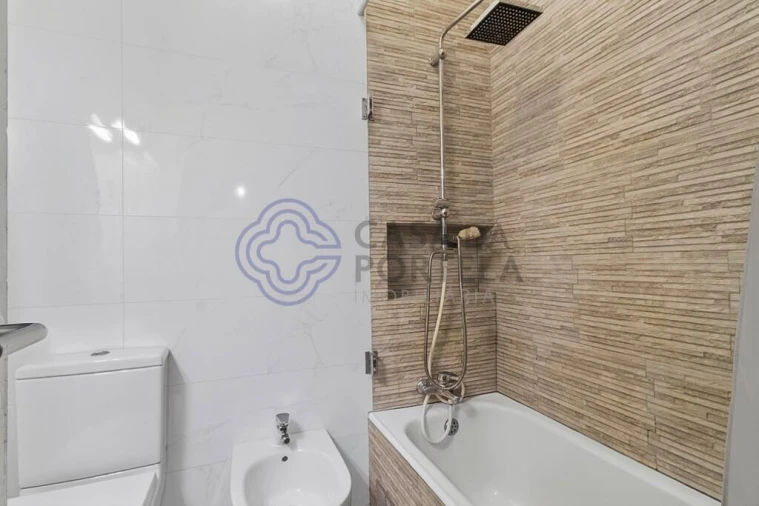 Apartamento T4 para Venda em Cedofeita, Santo Ildefonso, Sé, Miragaia, São Nicolau e Vitória Foto 11