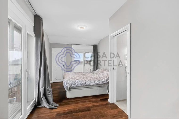 Apartamento T4 para Venda em Cedofeita, Santo Ildefonso, Sé, Miragaia, São Nicolau e Vitória Foto 20