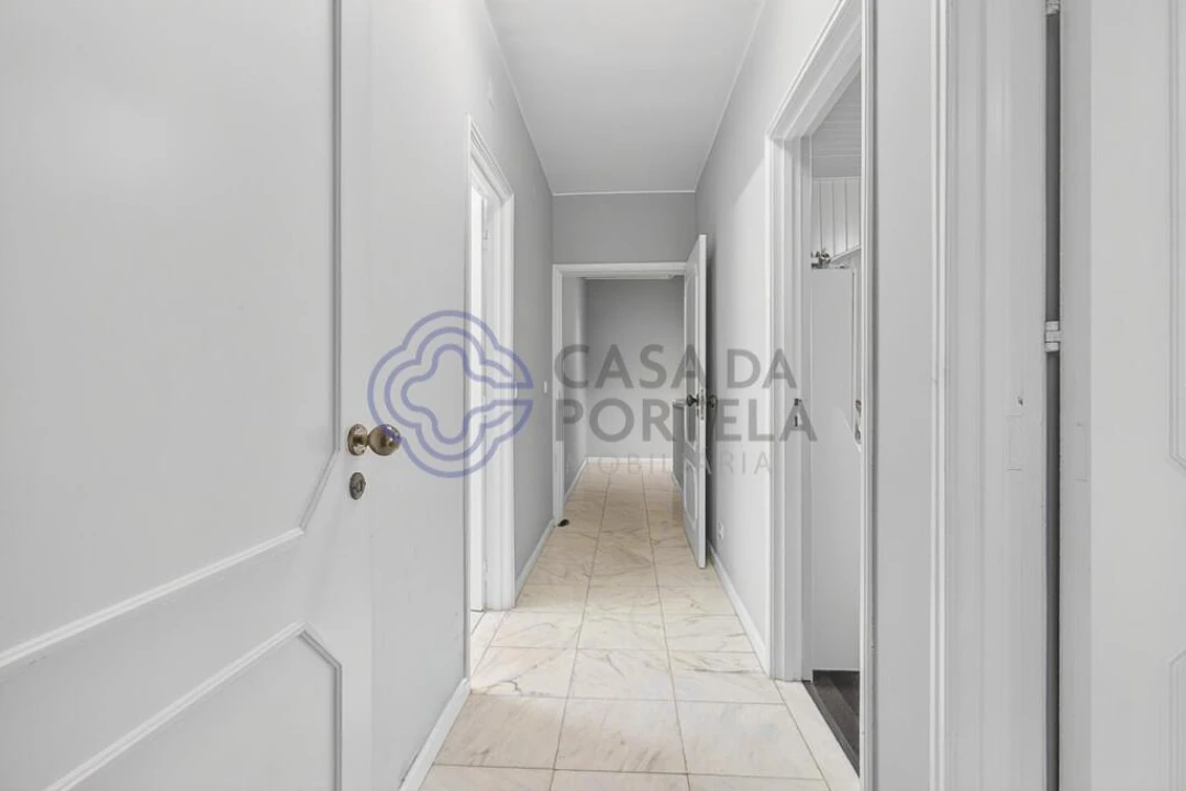 Apartamento T4 para Venda em Cedofeita, Santo Ildefonso, Sé, Miragaia, São Nicolau e Vitória Foto 14