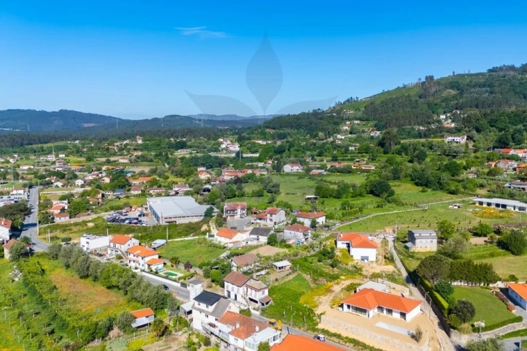Terreno para Venda em Pico de Regalados, Gondiães e Mós Foto 5