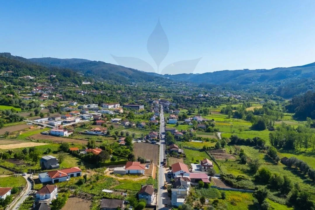 Terreno para Venda em Pico de Regalados, Gondiães e Mós Foto 25