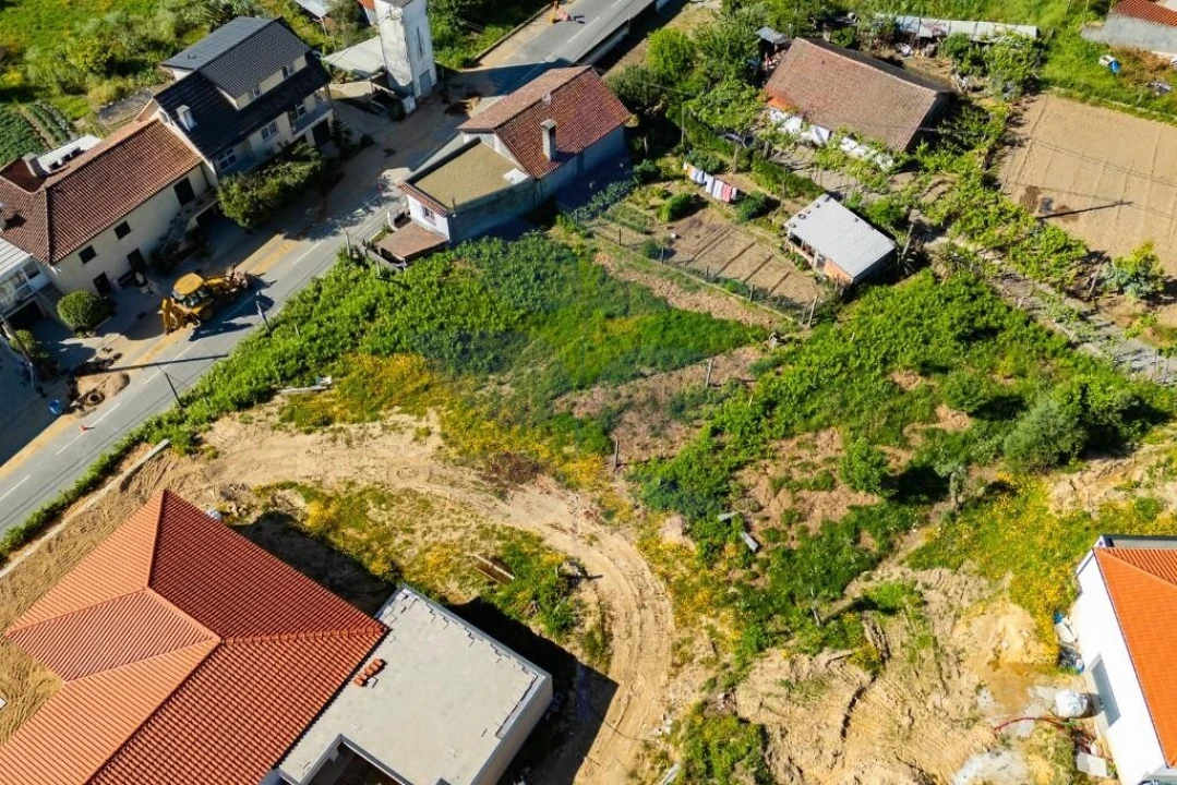 Terreno para Venda em Pico de Regalados, Gondiães e Mós Foto 3