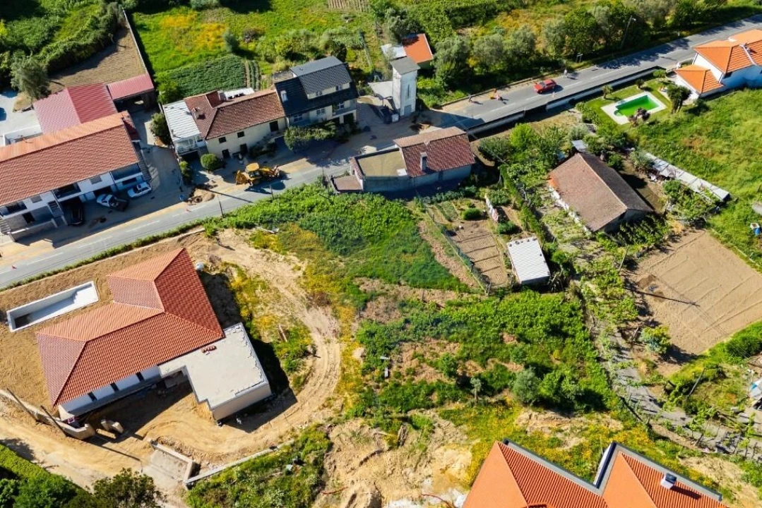 Terreno para Venda em Pico de Regalados, Gondiães e Mós Foto 29