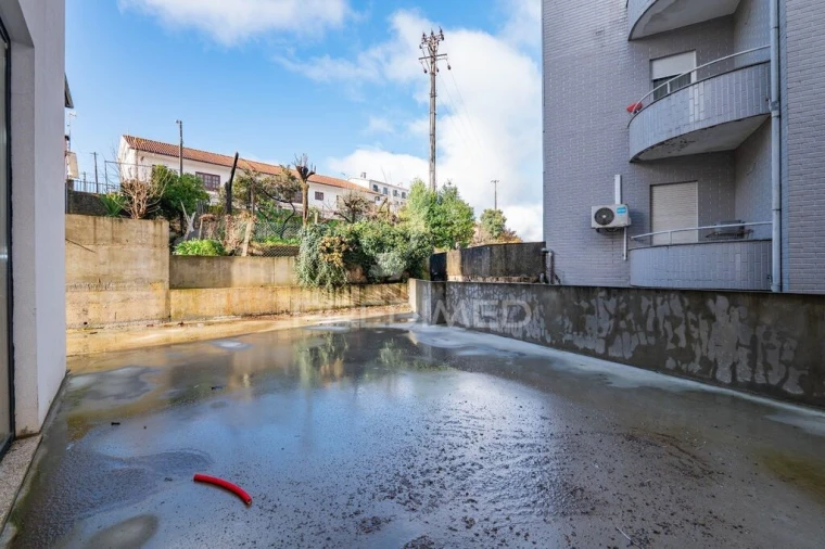 Loja para Venda em Arco de Baúlhe e Vila Nune Foto 7