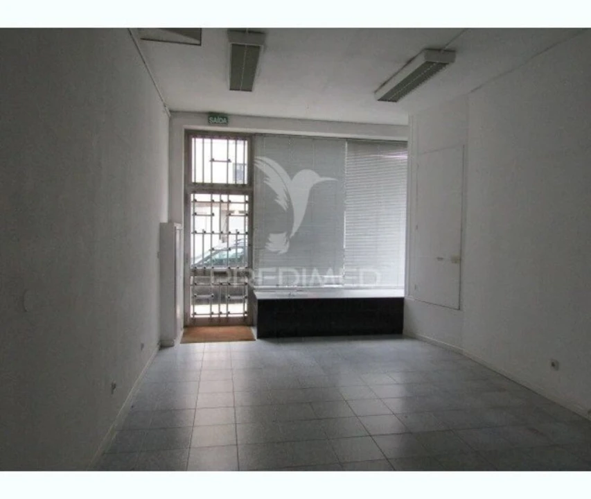 Loja para Venda em Cedofeita, Santo Ildefonso, Sé, Miragaia, São Nicolau e Vitória Foto 1