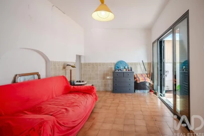 Moradia T3 para Venda em Moncarapacho e Fuseta