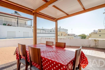 Moradia T3 para Venda em Moncarapacho e Fuseta