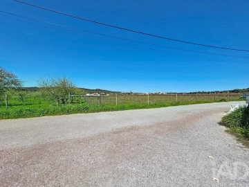 Quinta T4 para Venda em Rio de Moinhos