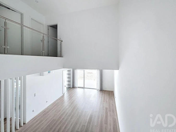 Moradia T4 para Venda em Fernao Ferro Foto 8