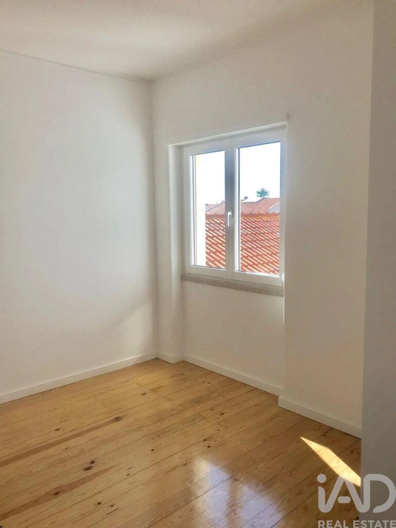 Apartamento T3 para Arrendamento em Oeiras e São Julião da Barra, Paço de Arcos e Caxias Foto 23