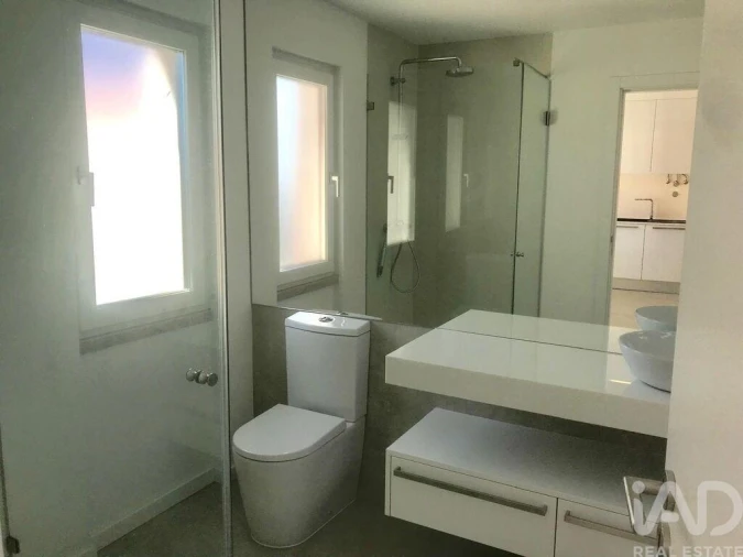 Apartamento T3 para Arrendamento em Oeiras e São Julião da Barra, Paço de Arcos e Caxias Foto 28