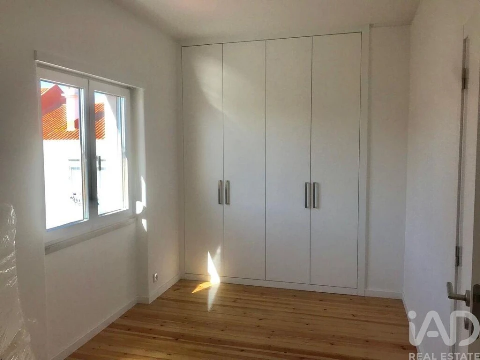 Apartamento T3 para Arrendamento em Oeiras e São Julião da Barra, Paço de Arcos e Caxias Foto 25