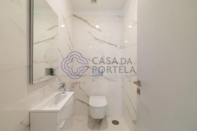 Apartamento T4 para Venda em Cedofeita, Santo Ildefonso, Sé, Miragaia, São Nicolau e Vitória