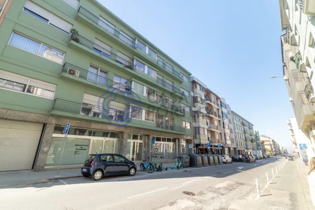Apartamento T4 para Venda em Cedofeita, Santo Ildefonso, Sé, Miragaia, São Nicolau e Vitória Foto 30