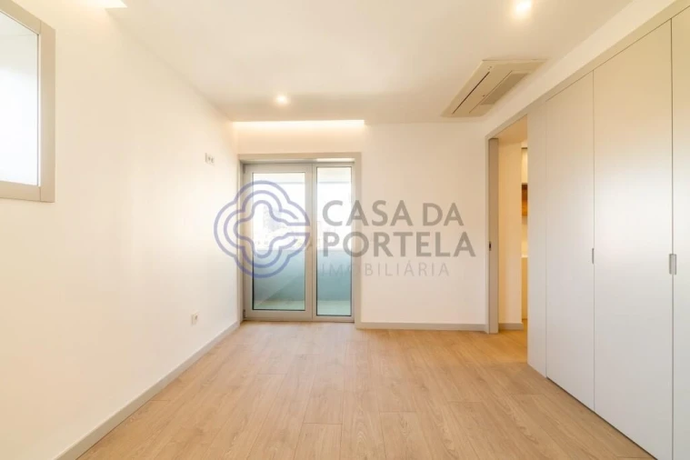 Apartamento T4 para Venda em Cedofeita, Santo Ildefonso, Sé, Miragaia, São Nicolau e Vitória Foto 21