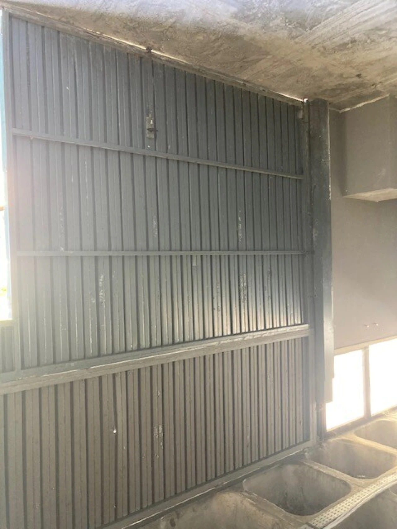 Armazém para Arrendamento em Massamá e Monte Abraão Foto 3