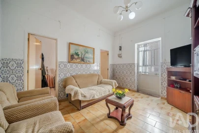 Moradia T1 para Venda em Moncarapacho e Fuseta