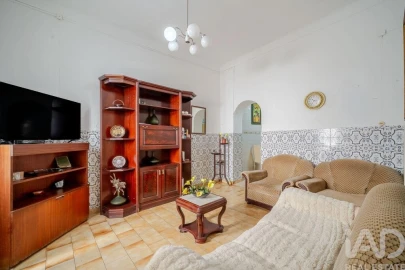 Moradia T1 para Venda em Moncarapacho e Fuseta