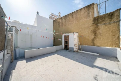 Moradia T1 para Venda em Moncarapacho e Fuseta