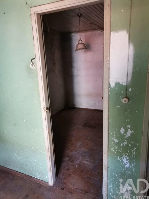 Moradia T2 para Venda em Santo Antonio dos Olivais