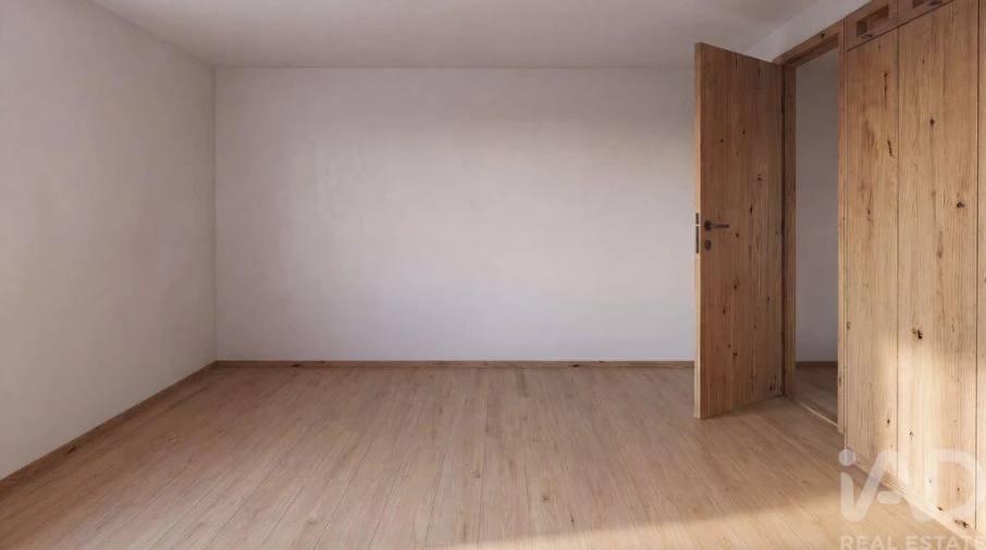 Moradia T2 para Venda em Santo Antonio dos Olivais Foto 11