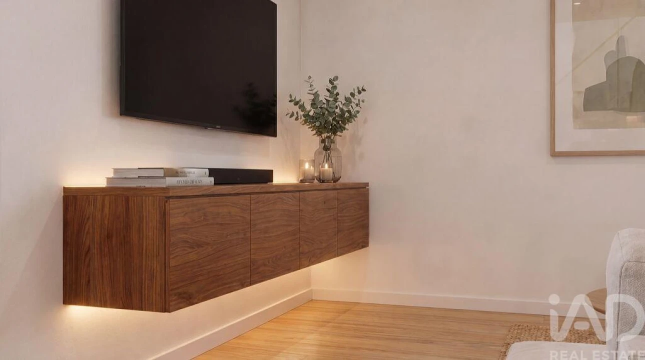 Moradia T2 para Venda em Santo Antonio dos Olivais Foto 7