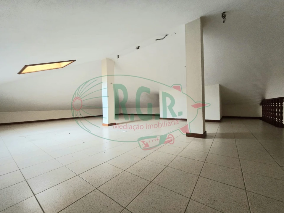 Moradia T4 para Venda em Gondomar (São Cosme), Valbom e Jovim Foto 46